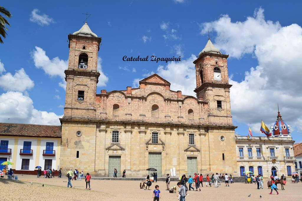 Hotel Estacion Sabana Zipaquirá エクステリア 写真